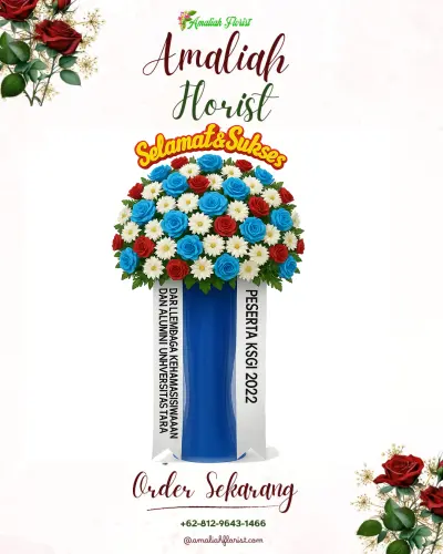 Standing Flower di Alun-alun Contong